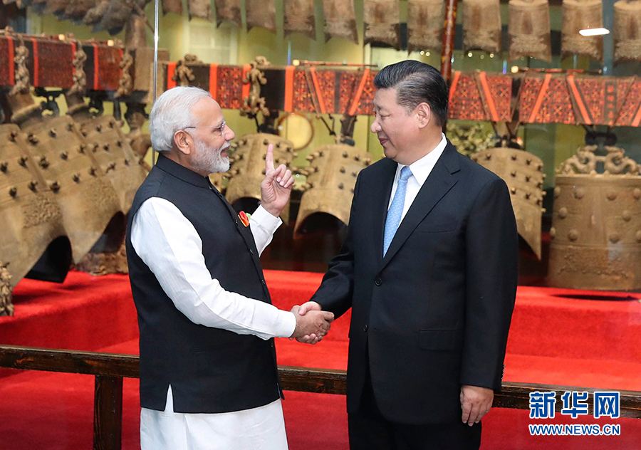 http://www.xinhuanet.com/politics/leaders/2018-04/27/1122755169_15248440769341n.jpg